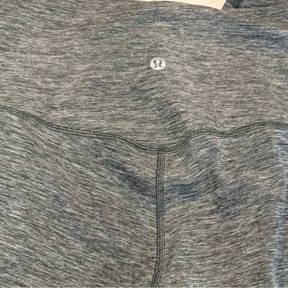 Lululemon Align 25” High Rise Leggings Size 6 Heathered Grey Nulu Like New - Picture 8 of 8